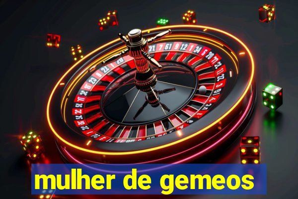 mulher de gemeos